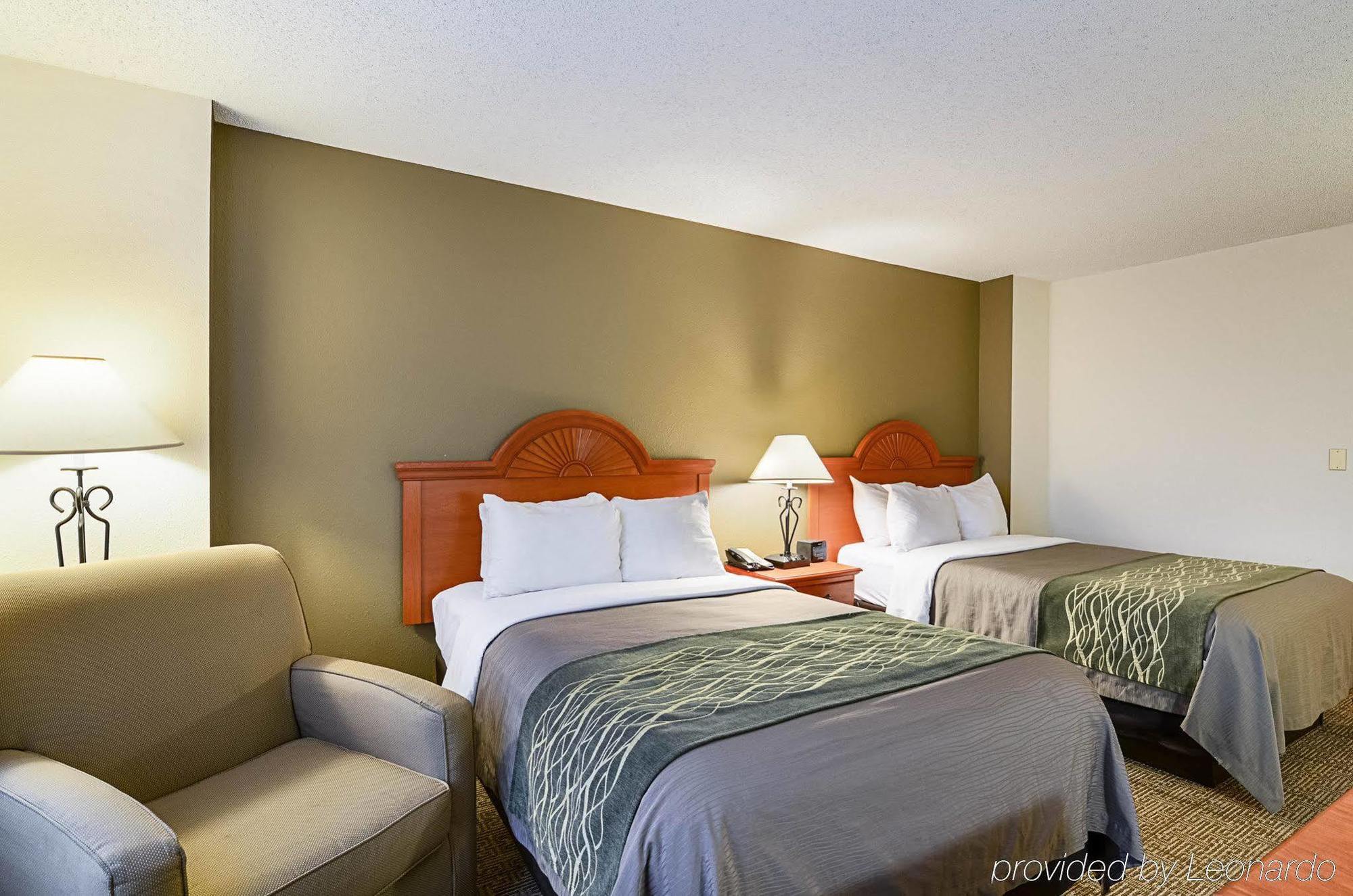 Fairfield Inn & Suites By Marriott Alexandria West/Mark Center Exterior foto
