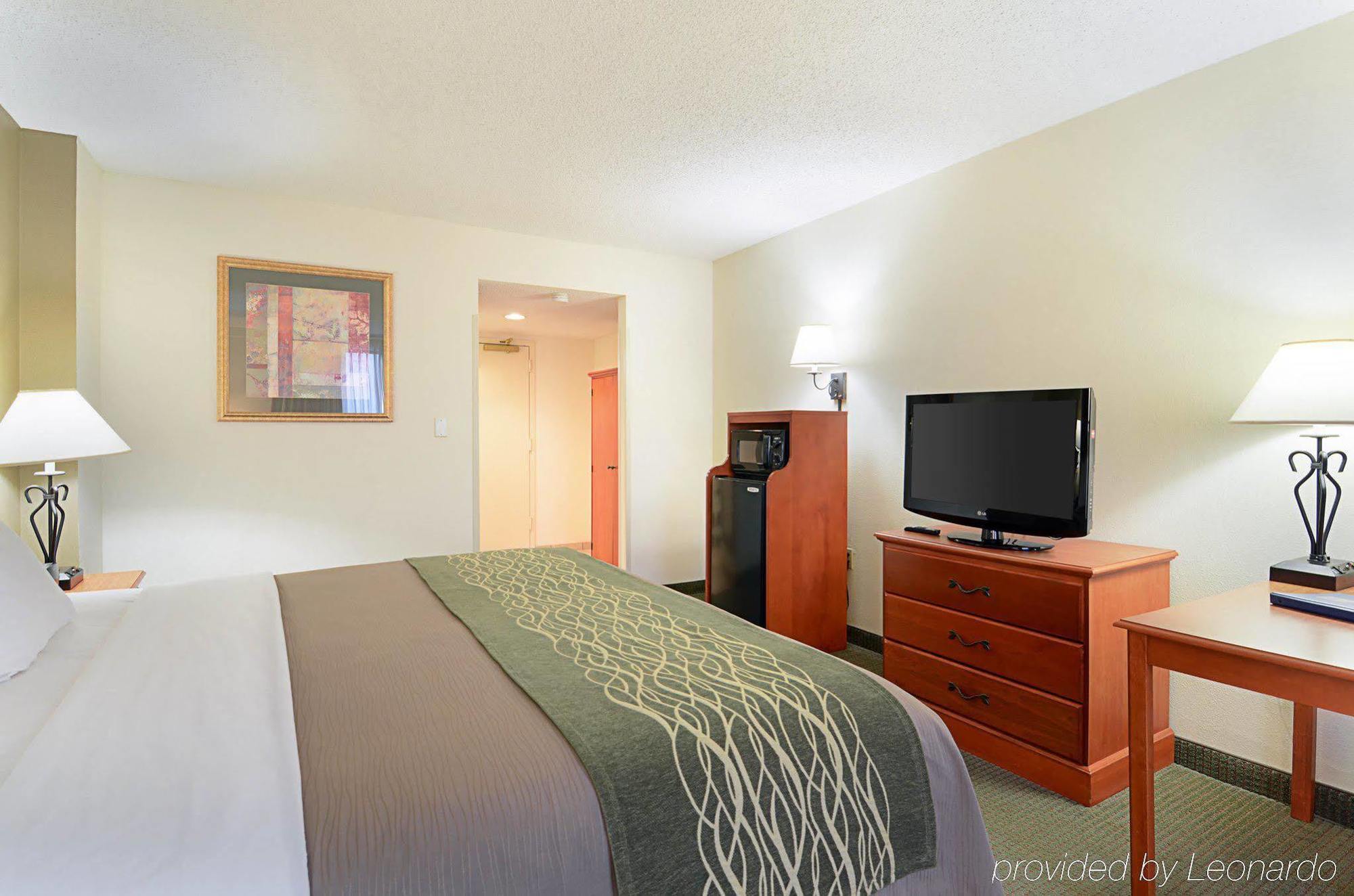 Fairfield Inn & Suites By Marriott Alexandria West/Mark Center Exterior foto